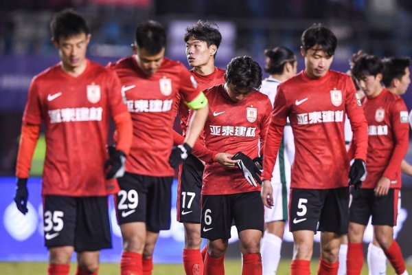 典丰投资 为转播让路，三场保级战不是同时甚至不是同天开踢，中超赛程又引发争议